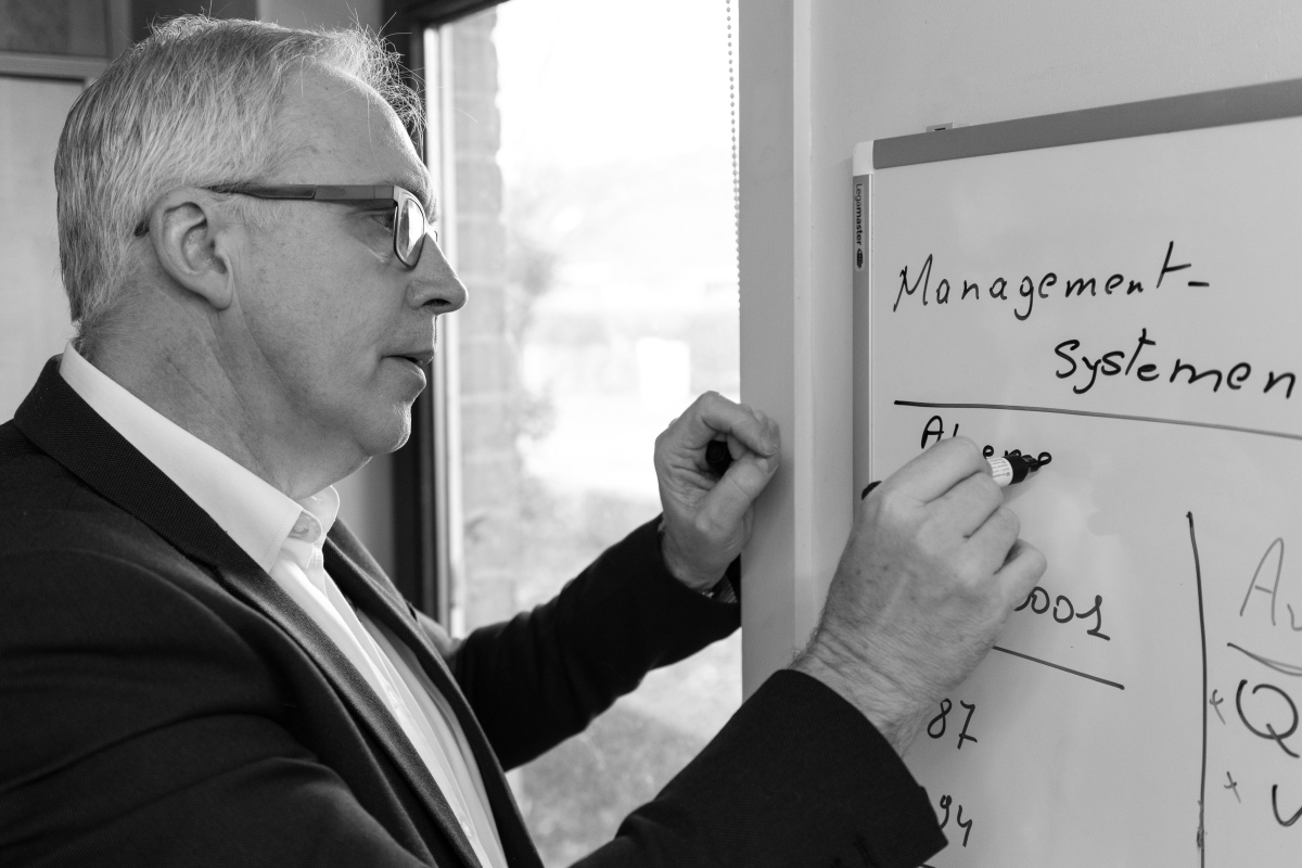 Lieven Snauwaert Consultancy, met specialisatie in kwaliteitsmanagement, ISO 9001 en IATF 16949